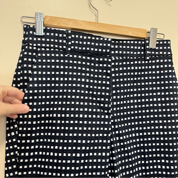 NWT H&M Woven Stretch Plaid Print Slacks - Picture 3 of 14